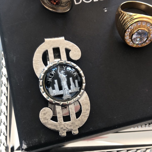 Men’s Casino Style Lot - Picture 2 of 10